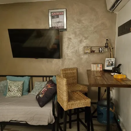 Ferienhaus La Petite Maison De Melanie 30m *
