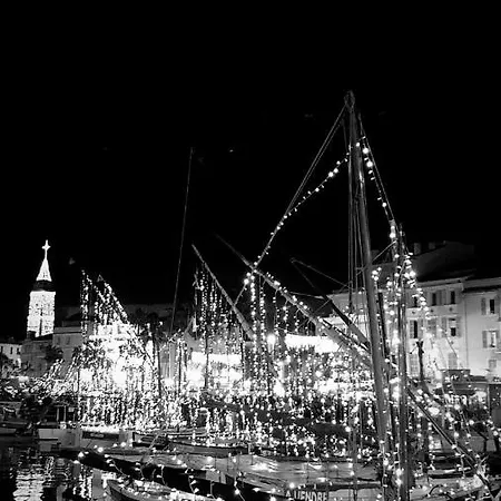 La Petite Maison De Melanie 30m Ferienhaus *