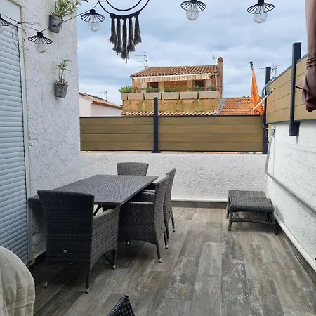 La Petite Maison De Melanie 30m Tatil Evi