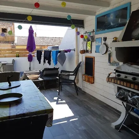 La Petite Maison De Melanie 30m *