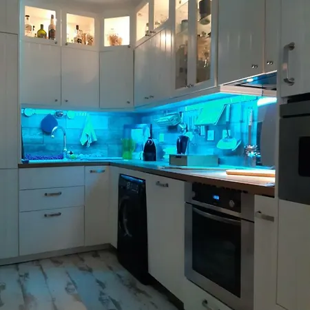 La Petite Maison De Melanie 30m Semesterbostad